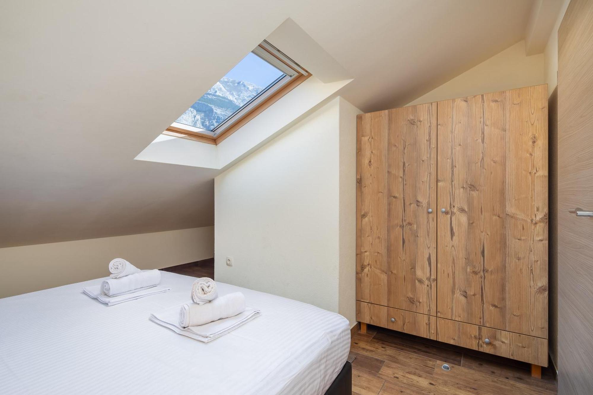 Filip Apartments - Free Parking By The House Makarska Exteriör bild