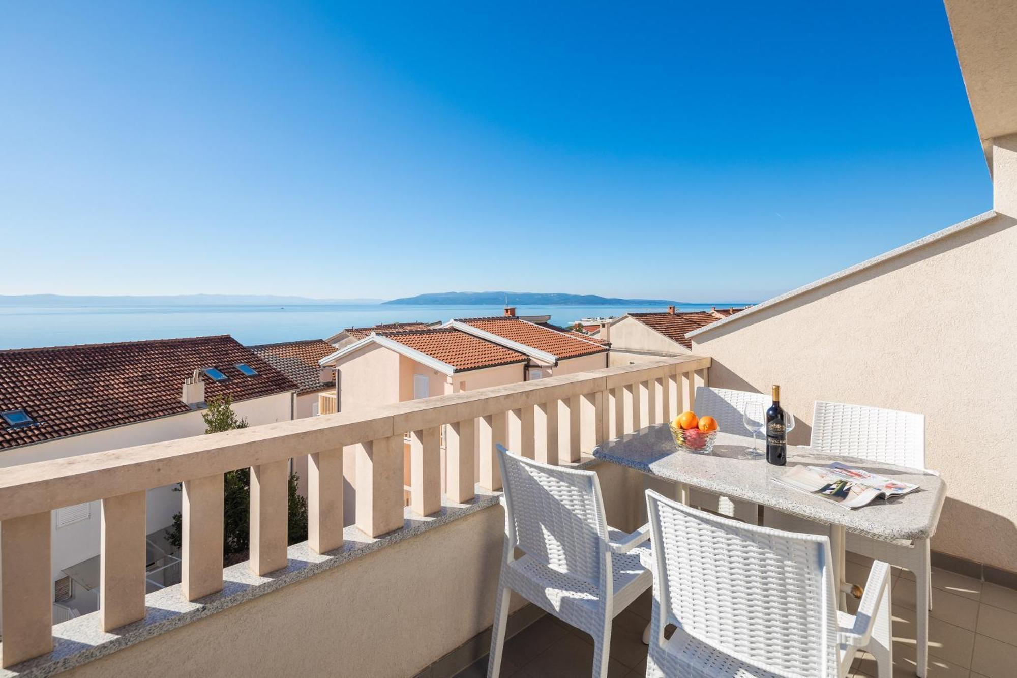 Filip Apartments - Free Parking By The House Makarska Exteriör bild