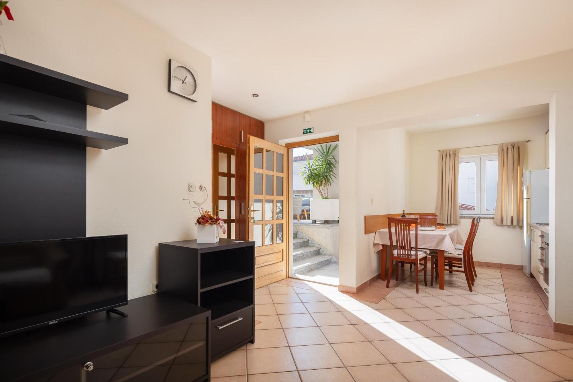 Filip Apartments - Free Parking By The House Makarska Exteriör bild