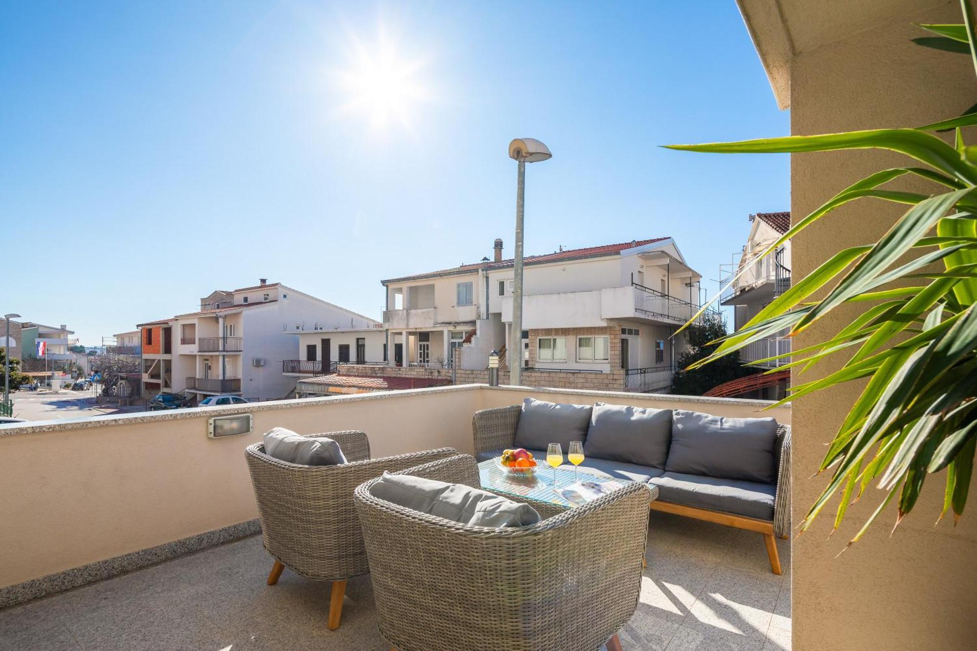 Filip Apartments - Free Parking By The House Makarska Exteriör bild