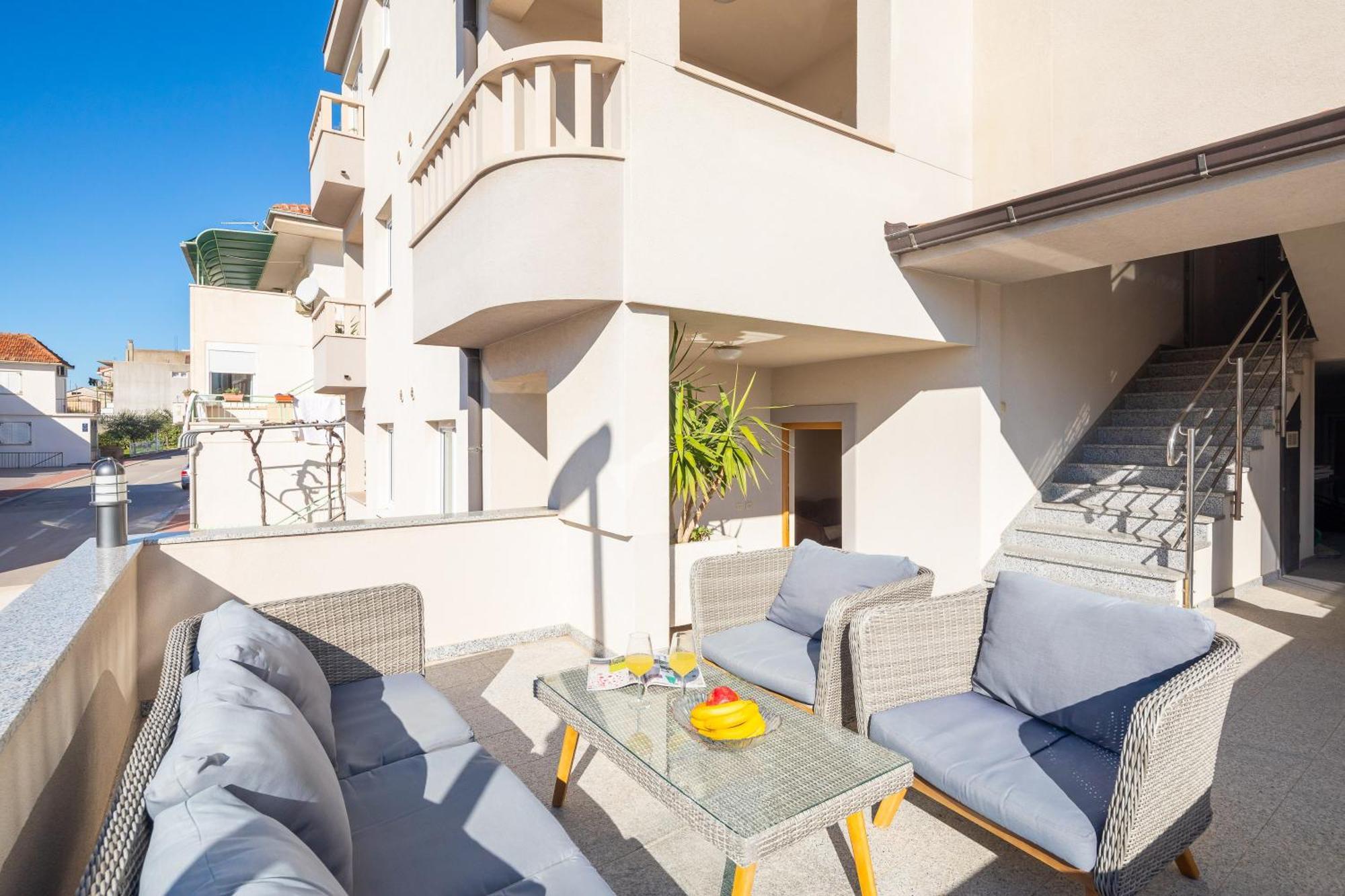 Filip Apartments - Free Parking By The House Makarska Exteriör bild